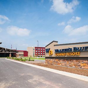 Walker'S Bluff Casino Resort